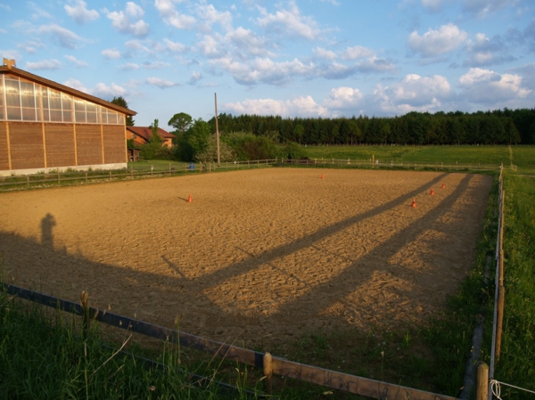 Pfeifferhof Sommer Sandplatz